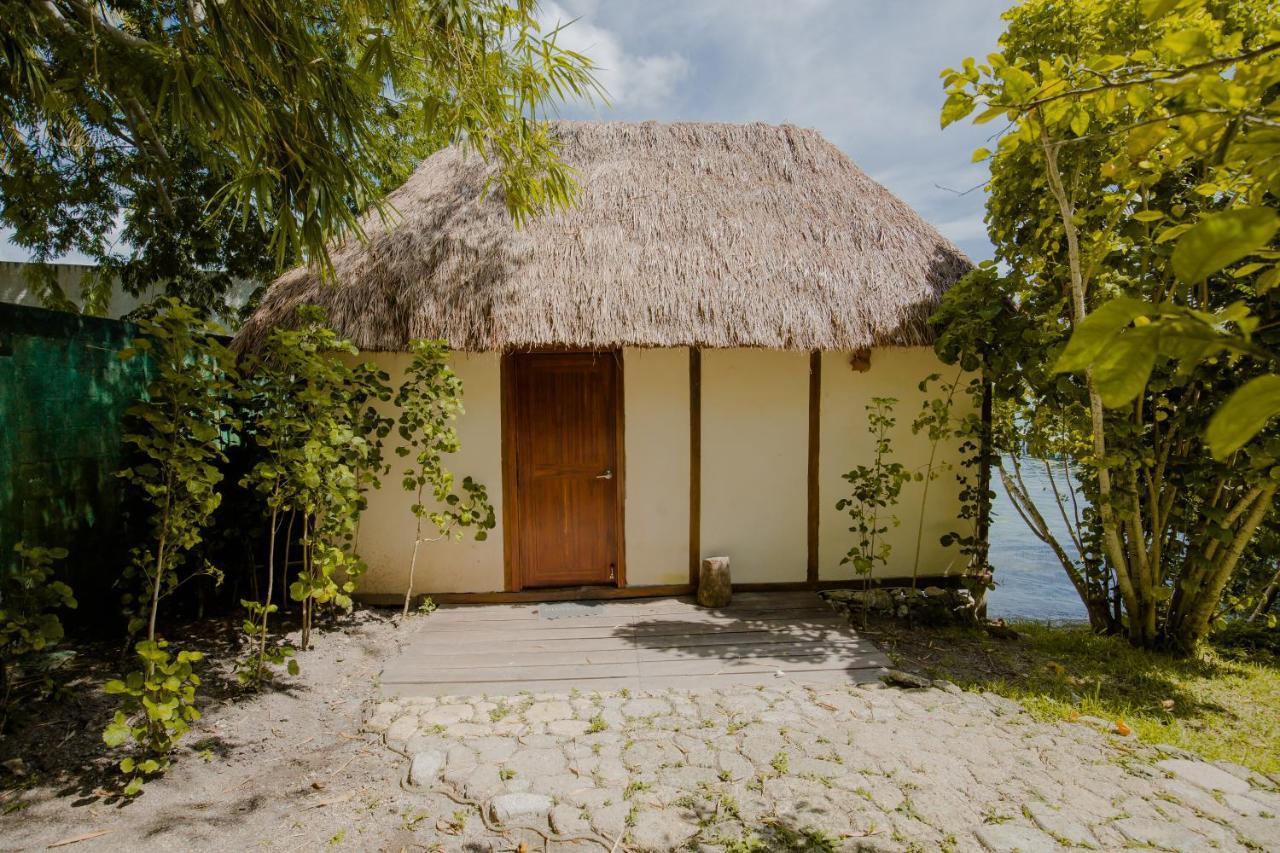 Lagoon Front Hut: Daily Cleaning, Bikes & Kayaks! Bacalar Exteriör bild